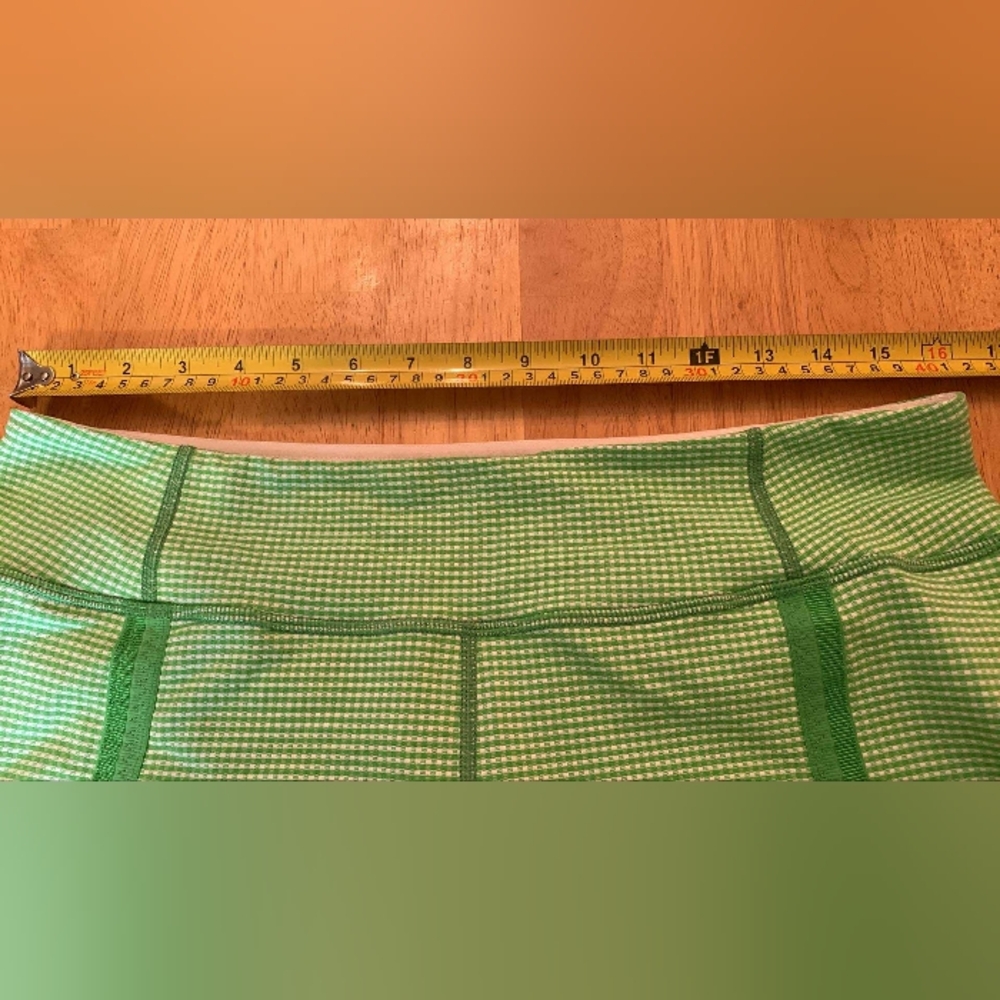 Lululemon Athletica Green And White Leggings Size 12 - Picture 9 of 9